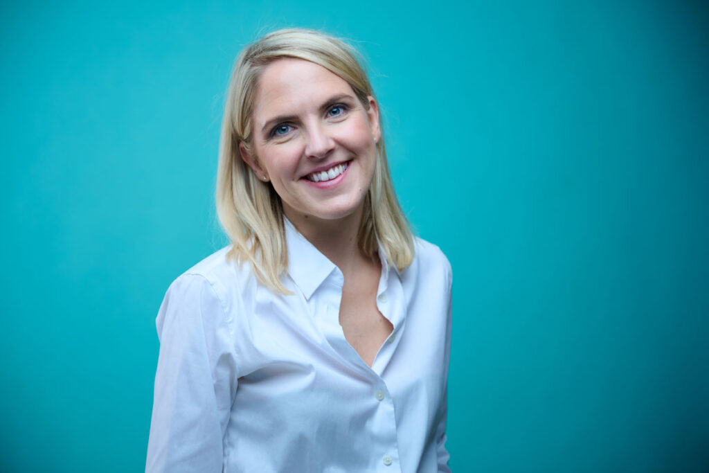 EMMA BLEU-791_BasseDef